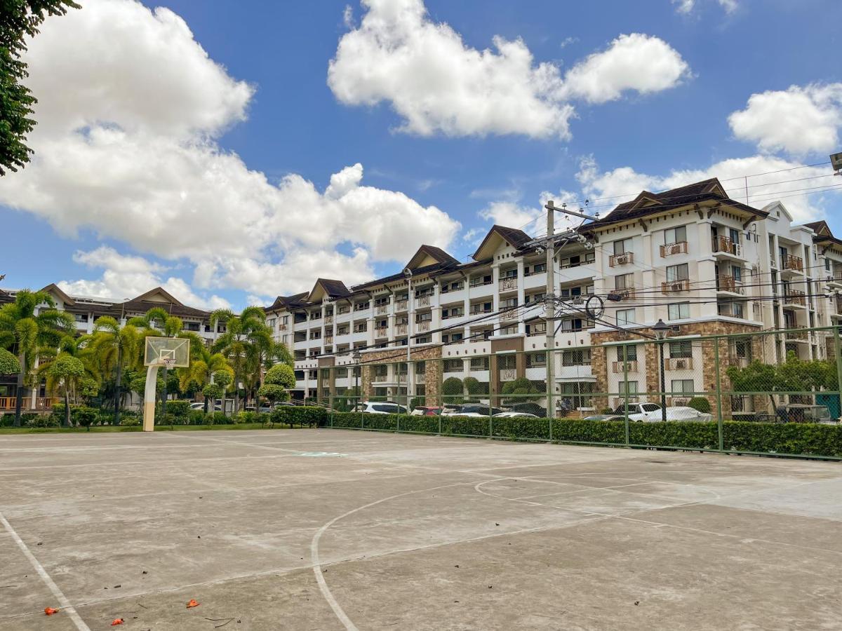 Modern 2Br Condo Near Sm With Free Parking Pool Wifi And Netflix Davao Exterior foto